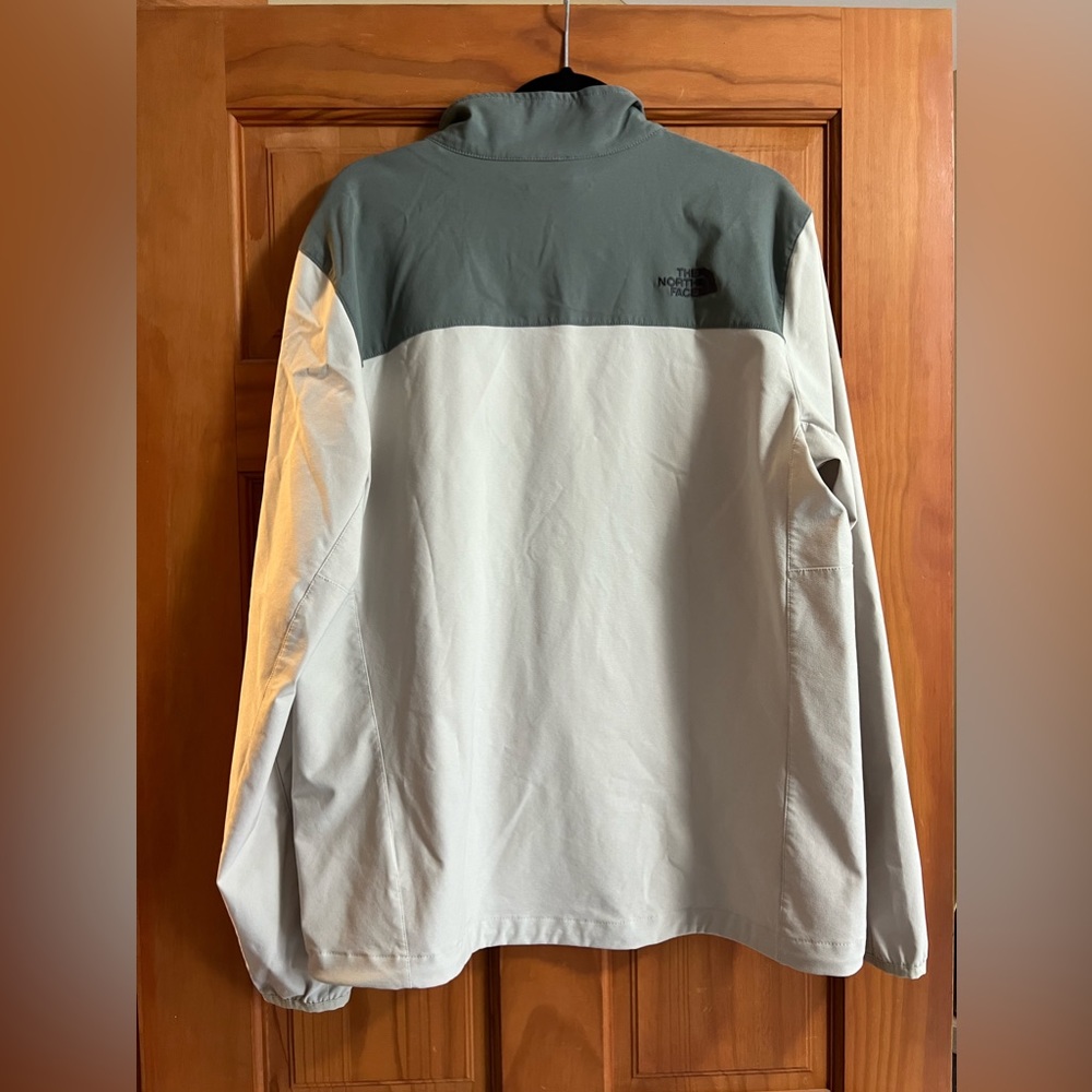North Face Lightweight Windbreaker Shell Jacket - image 3